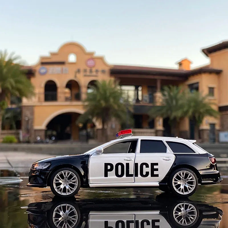 1:36 Audi RS6 Station wagon Alloy Car Toy Diecast Metal Vehicle Sportcar for Children Birthday Collection Christmas Gifts