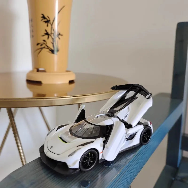 1:32 Koenigsegg Jesko Supercar Alloy Model Car Toy Diecasts Metal Casting Sound and Light Pull Back Car Toy For Children Vehicle